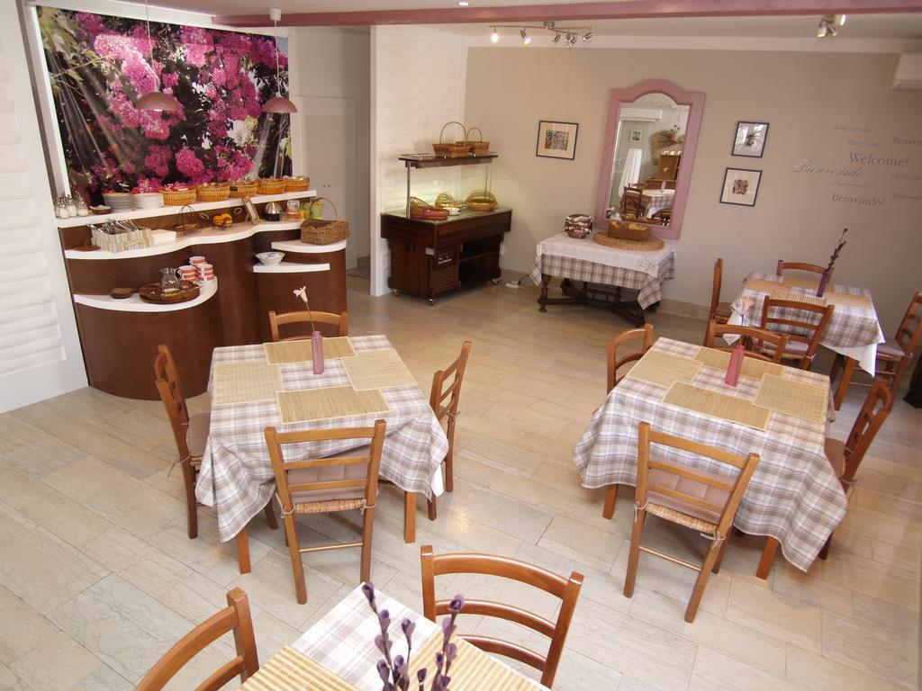Bed&Breakfast Saturn Veli Lošinj Kültér fotó