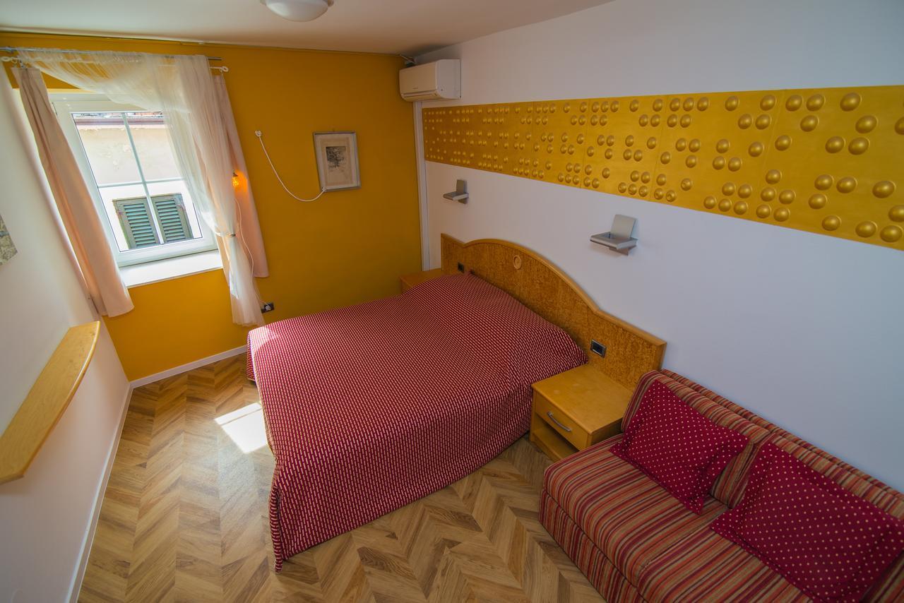 Bed&Breakfast Saturn Veli Lošinj Kültér fotó